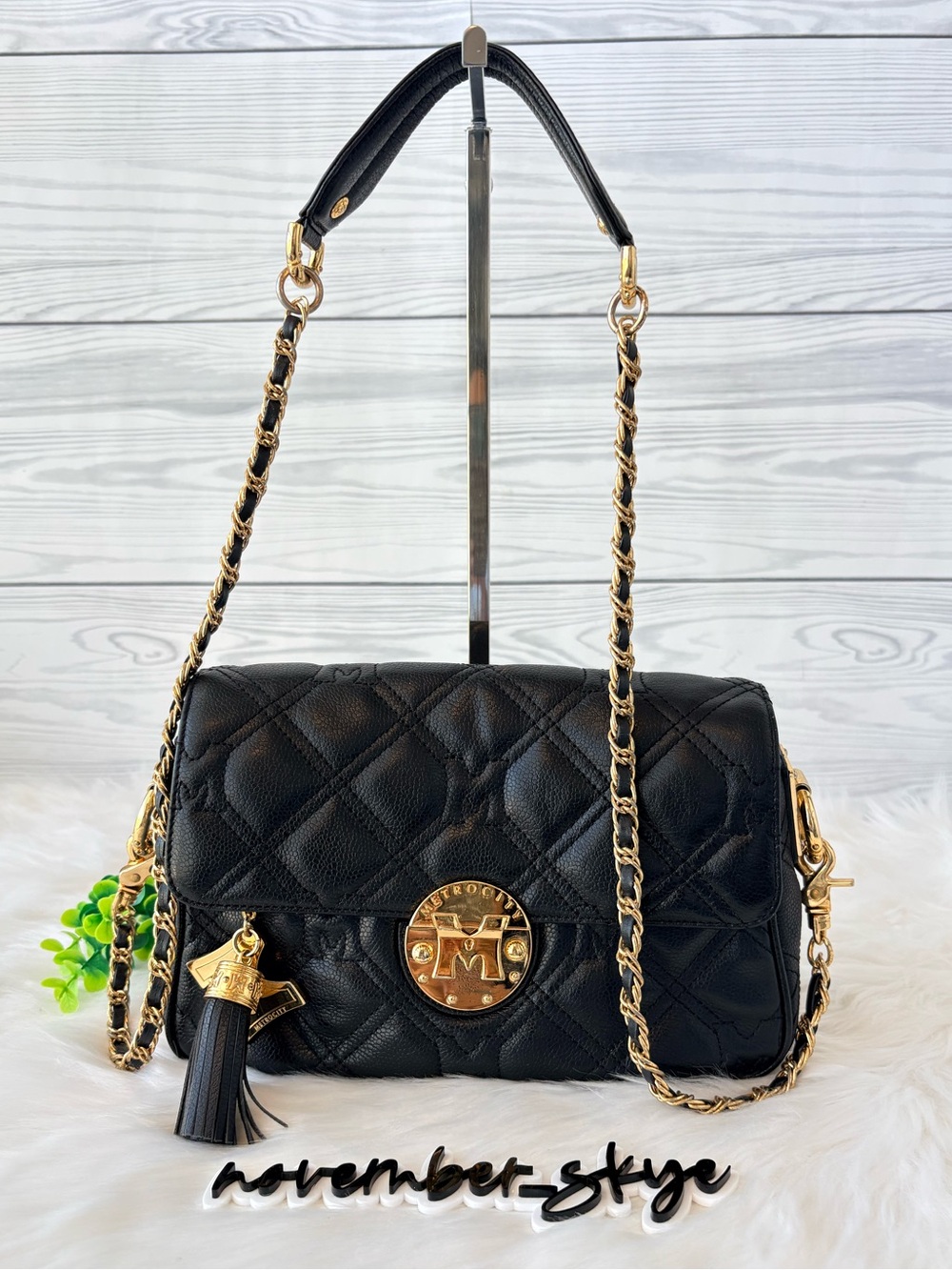 Metrocity‎ Black Quilted Chain-Handle Shoulder Bag with Gold Hardware